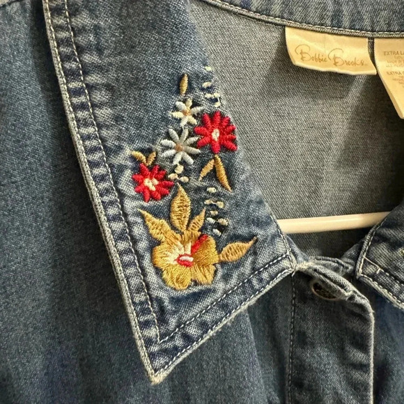 Bobbie Brooks Embroidered Denim Vest - Picture 2 of 4